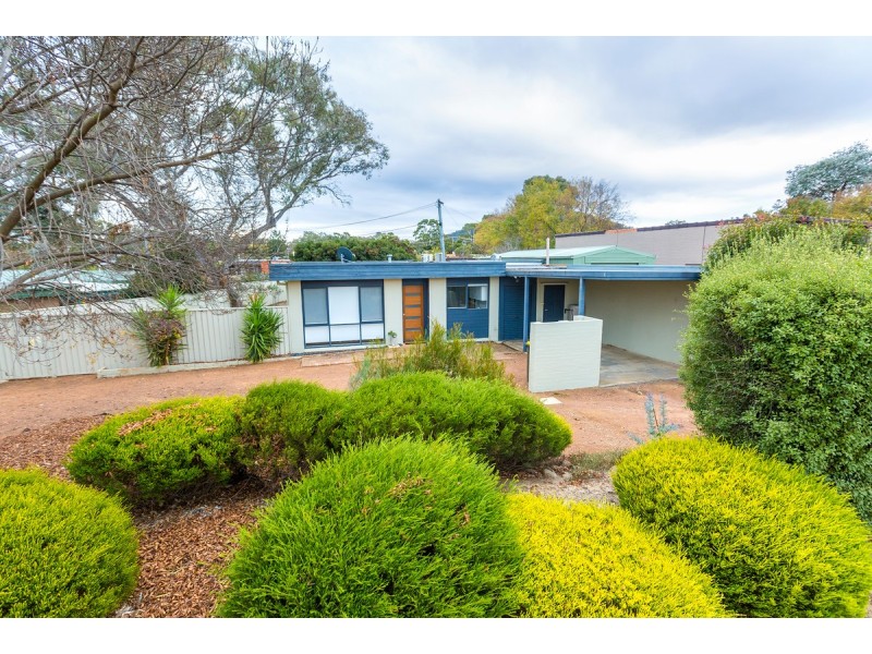 31 Vanzetti Crescent, Kambah ACT 2902