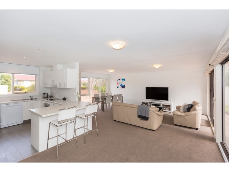 31 Vanzetti Crescent, Kambah ACT 2902