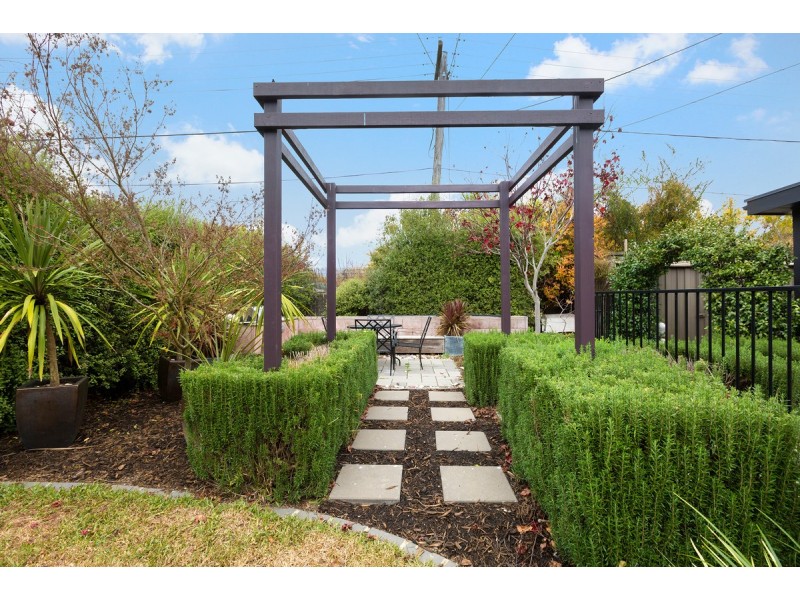 56 Dumaresq Street, Dickson ACT 2602