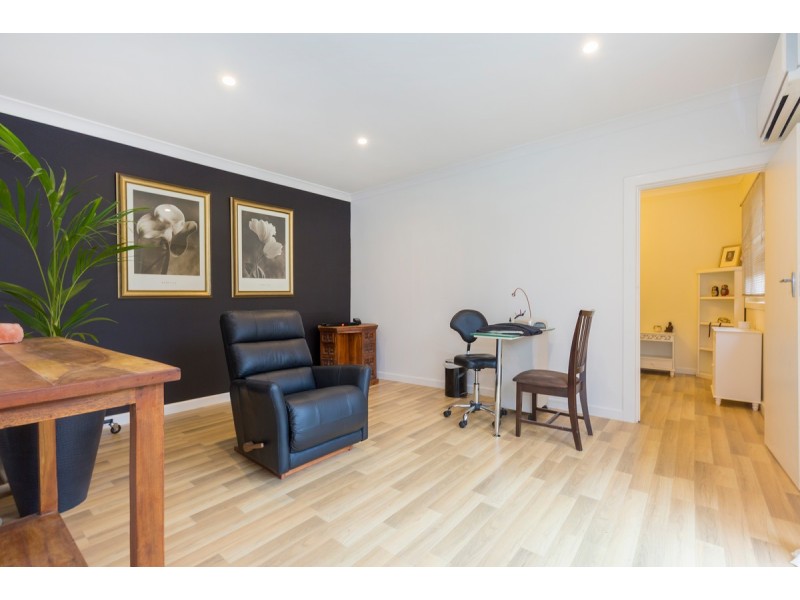 56 Dumaresq Street, Dickson ACT 2602