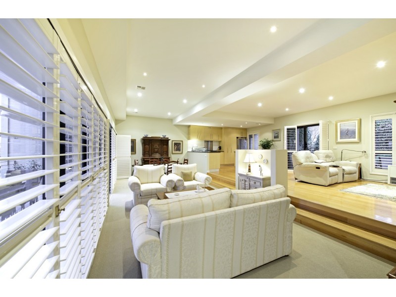 61 Strayleaf Crescent, Gungahlin ACT 2912