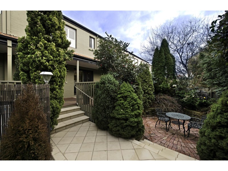 61 Strayleaf Crescent, Gungahlin ACT 2912