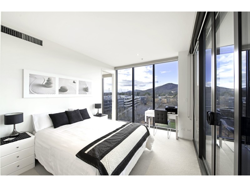 607/240 Bunda Street, City ACT 2601