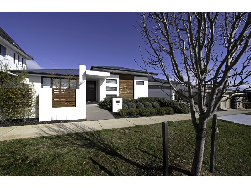 12 Arcadia Street, Crace ACT 2911