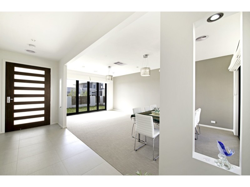 12 Arcadia Street, Crace ACT 2911