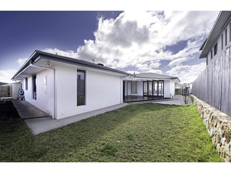 12 Arcadia Street, Crace ACT 2911