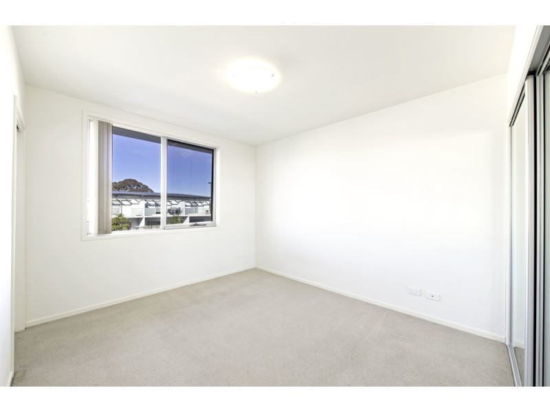 28/329 Flemington Road, Franklin ACT 2913