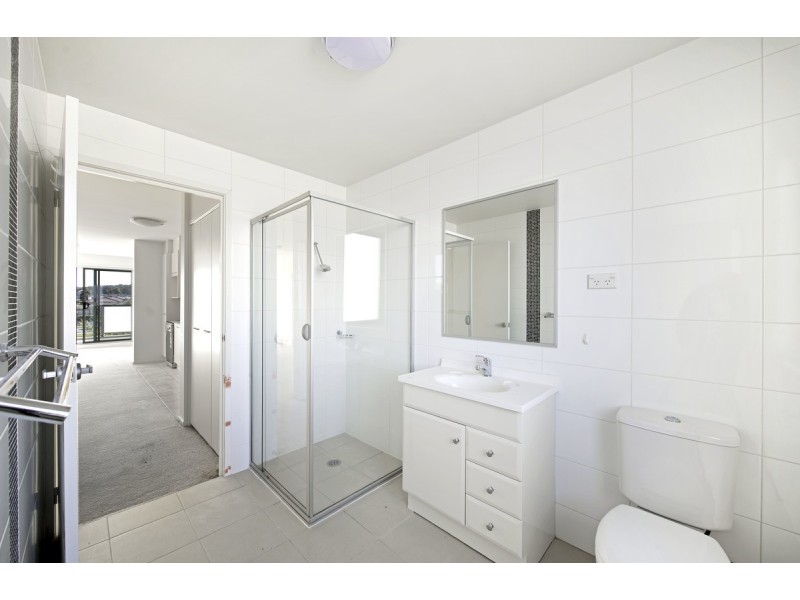 28/329 Flemington Road, Franklin ACT 2913