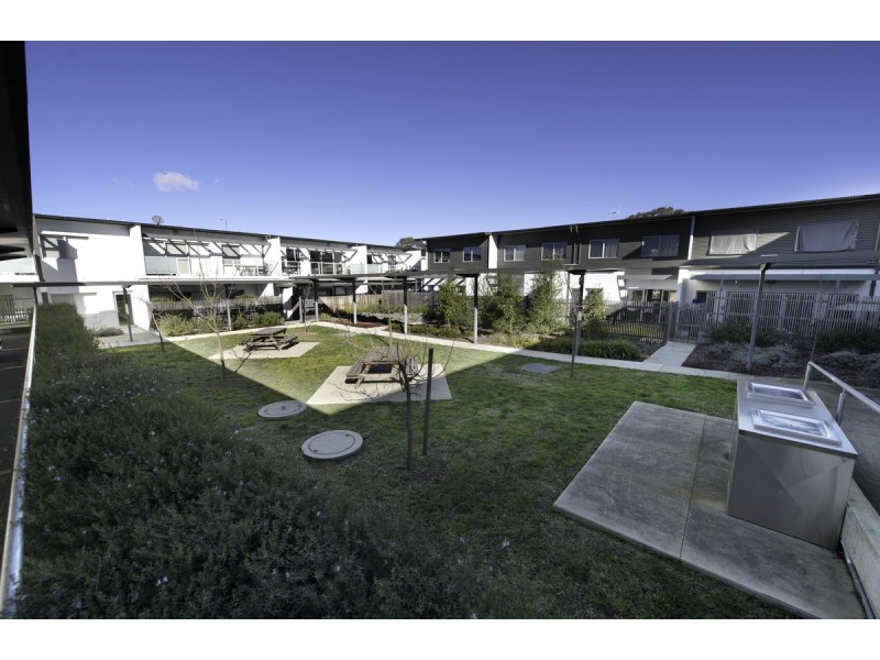 28/329 Flemington Road, Franklin ACT 2913