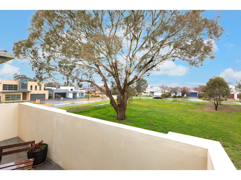 22 Ebor Lane, Harrison ACT 2914
