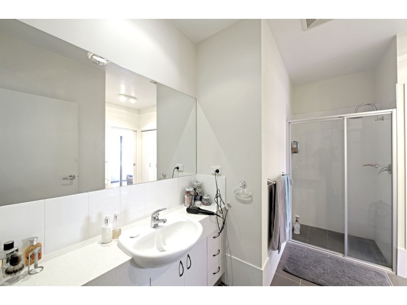 16/15 Fox Place, Lyneham ACT 2602