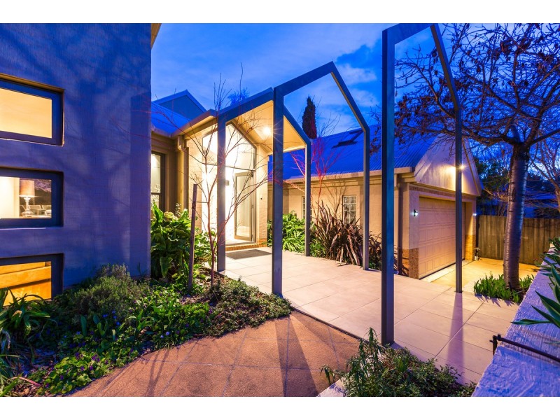 11 Bolger Place, Kambah ACT 2902