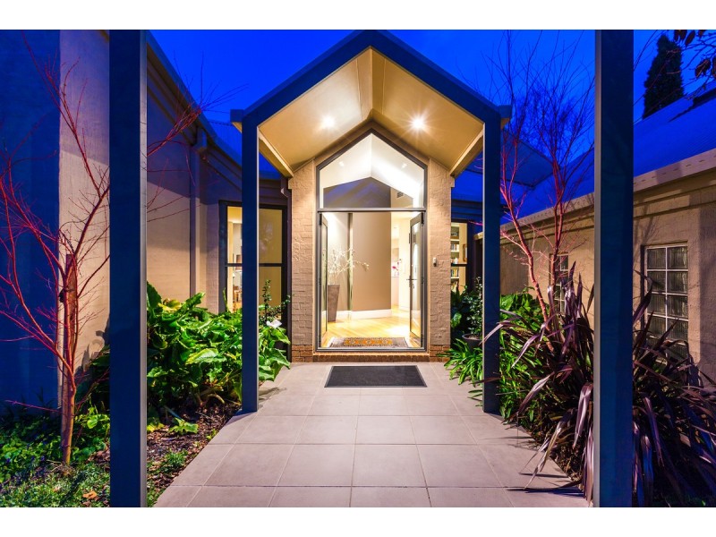 11 Bolger Place, Kambah ACT 2902