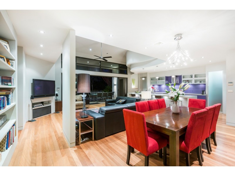 11 Bolger Place, Kambah ACT 2902