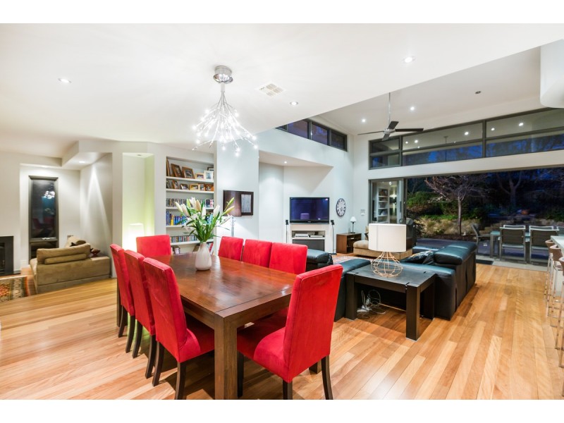 11 Bolger Place, Kambah ACT 2902