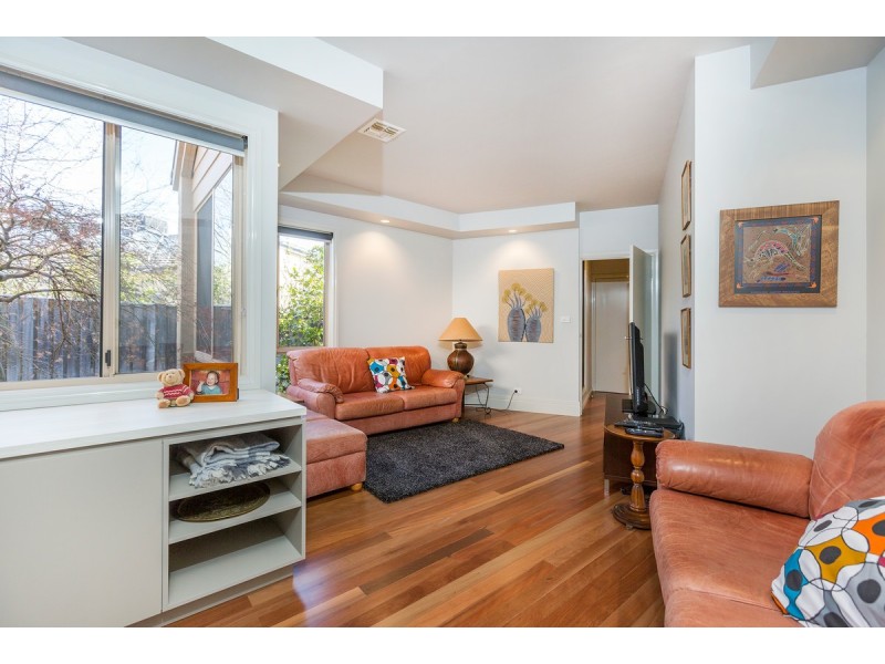 11 Bolger Place, Kambah ACT 2902