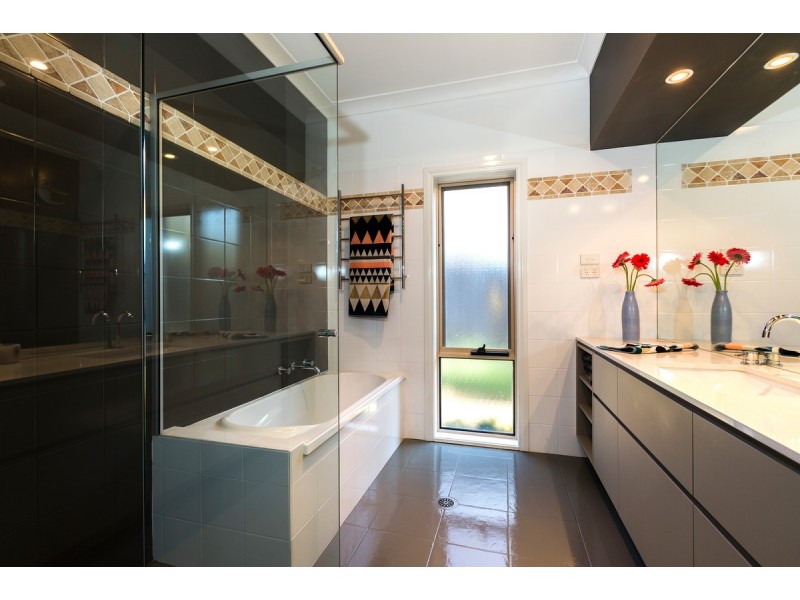 11 Bolger Place, Kambah ACT 2902