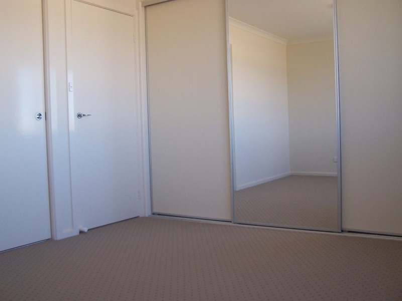 61 Stowport Avenue, Crace ACT 2911