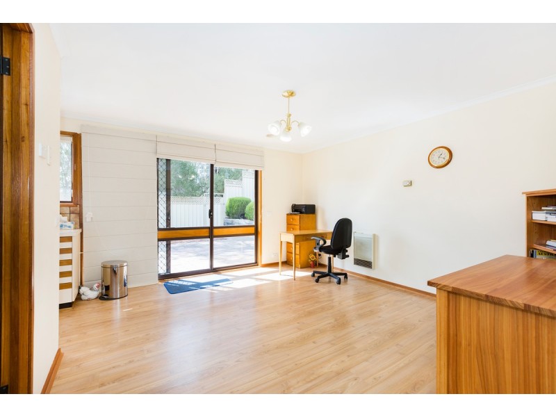 6 Herington Street, Gowrie ACT 2904