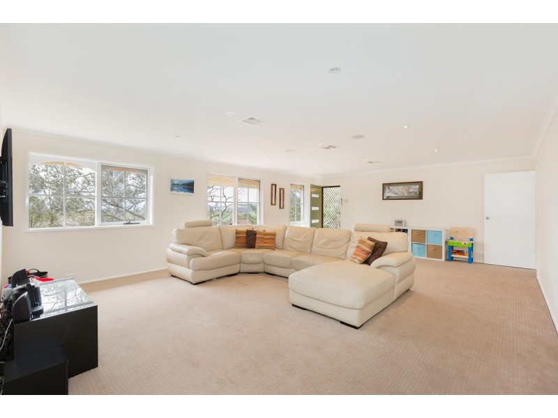 2 Waterman Place, Fraser ACT 2615