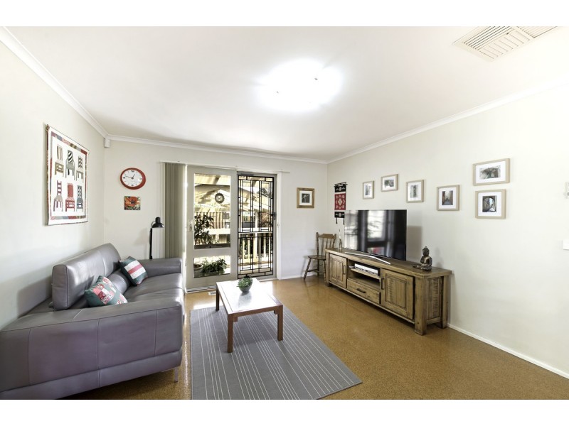 25 Forlonge Street, Wanniassa ACT 2903