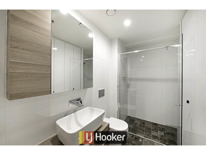 144/45 West Row, City ACT 2601