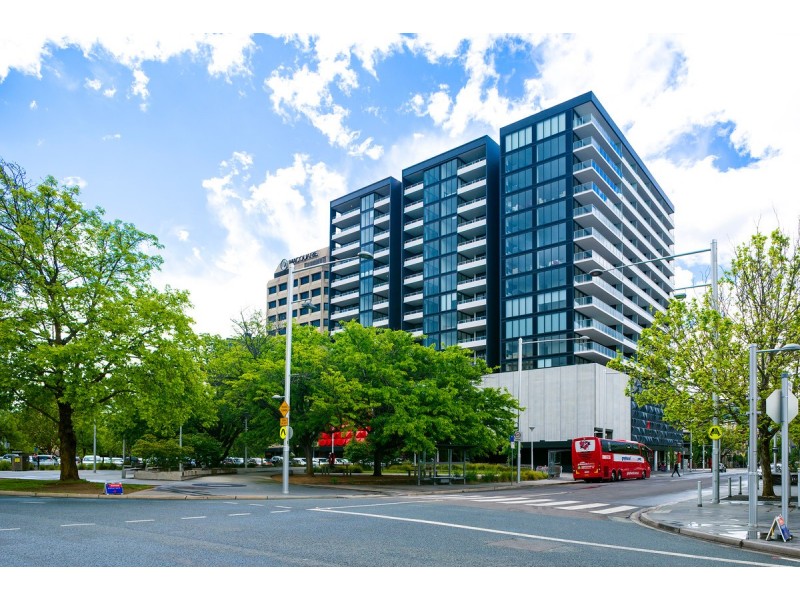 51/45 West Row, City ACT 2601