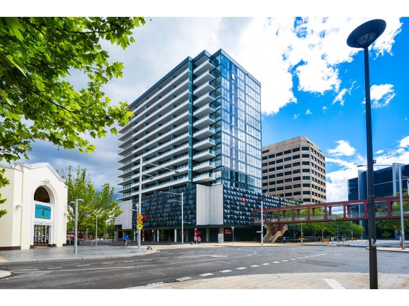 51/45 West Row, City ACT 2601