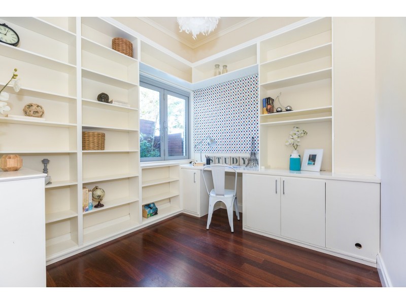 37 Getting Crescent, Campbell ACT 2612