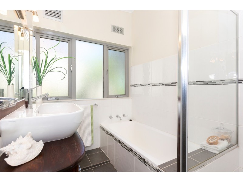 37 Getting Crescent, Campbell ACT 2612