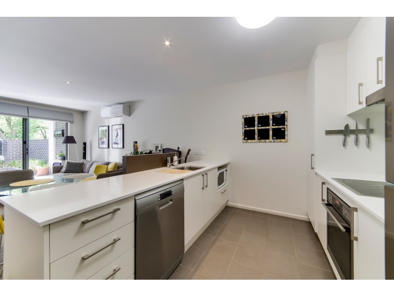 12/9 Wedge Crescent, Turner ACT 2612