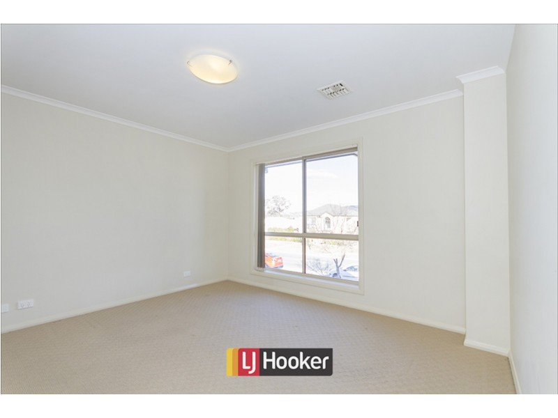 30 Mapleton Avenue, Harrison ACT 2914