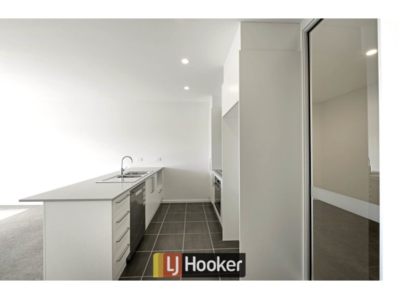 118/230 Flemington Road, Harrison ACT 2914