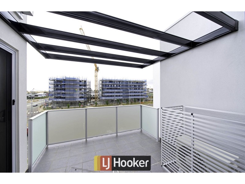 125/230 Flemington Road, Harrison ACT 2914
