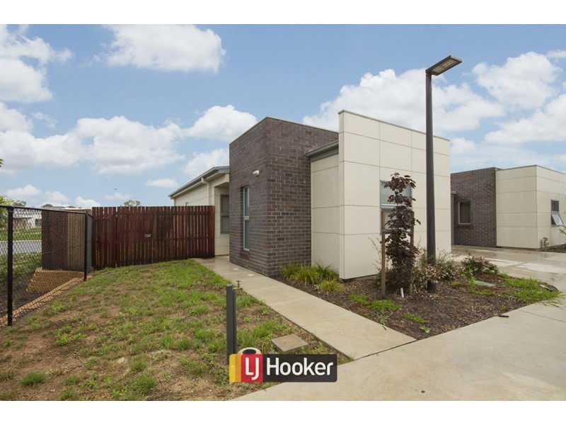 24/12 Helby Street, Harrison ACT 2914