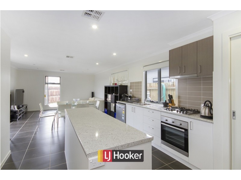 24/12 Helby Street, Harrison ACT 2914