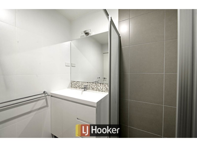 2/6 Sapling Street, Harrison ACT 2914