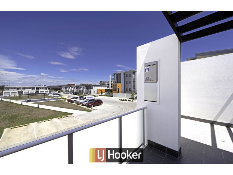 2/6 Sapling Street, Harrison ACT 2914