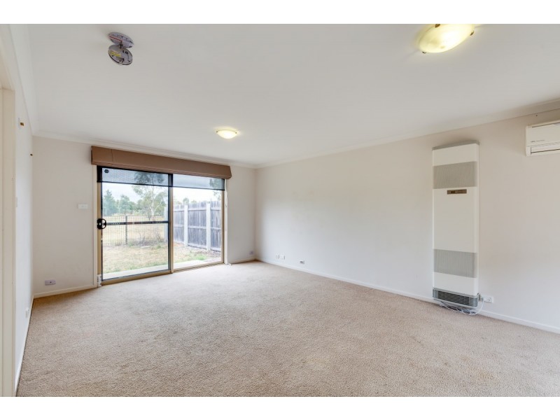 13 Little John Lane, Franklin ACT 2913
