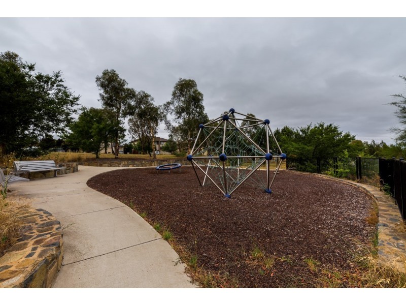 13 Little John Lane, Franklin ACT 2913