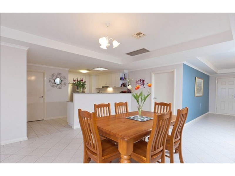 72/50 Ellenborough Street, Lyneham ACT 2602