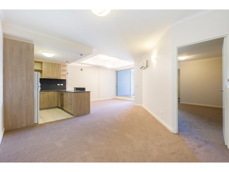 211/16 Moore Street, City ACT 2601