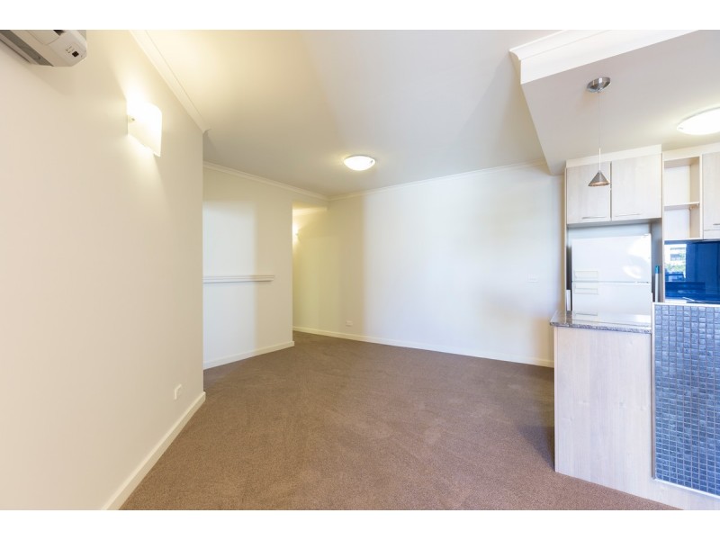 211/16 Moore Street, City ACT 2601