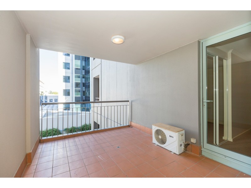 211/16 Moore Street, City ACT 2601