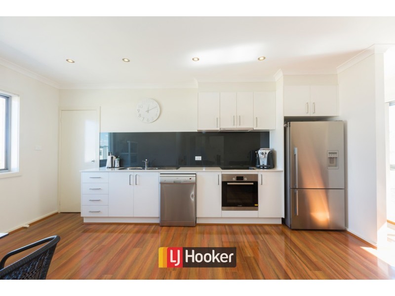 21B Manning Clark Crescent, Franklin ACT 2913