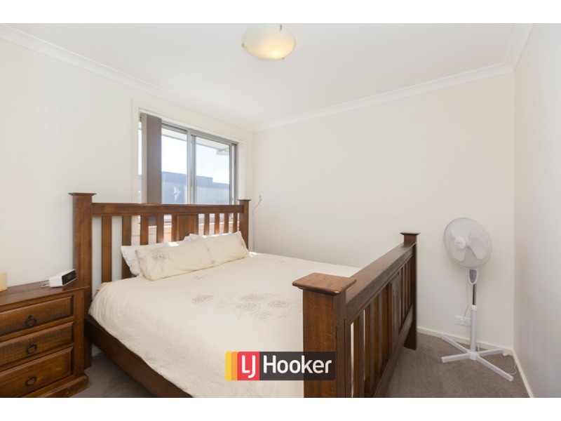 21B Manning Clark Crescent, Franklin ACT 2913