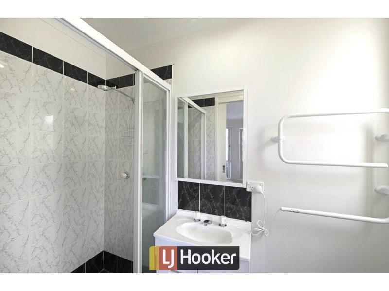 17 Bywaters Street, Amaroo ACT 2914