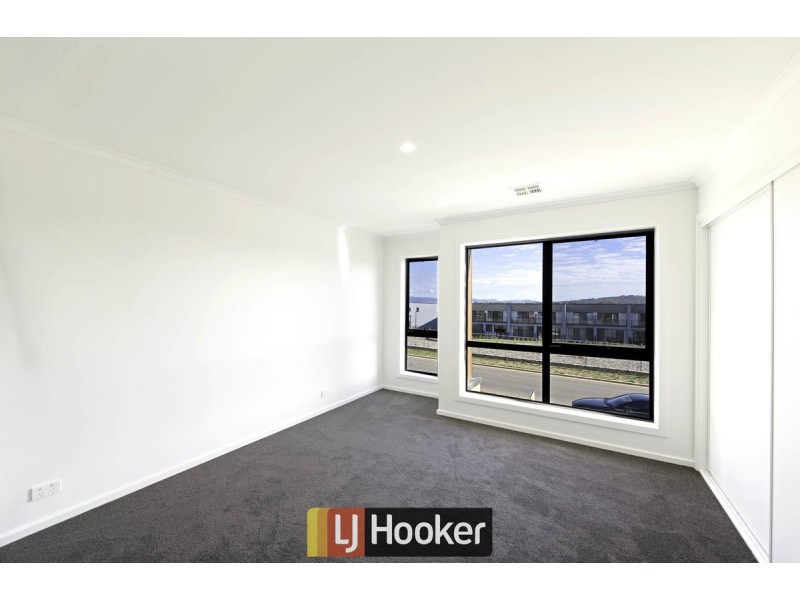 80 Wanderlight Avenue, Lawson ACT 2617