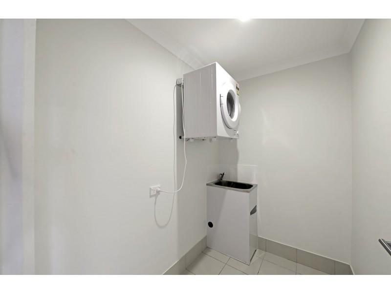 21/16 David Miller Crescent, Casey ACT 2913