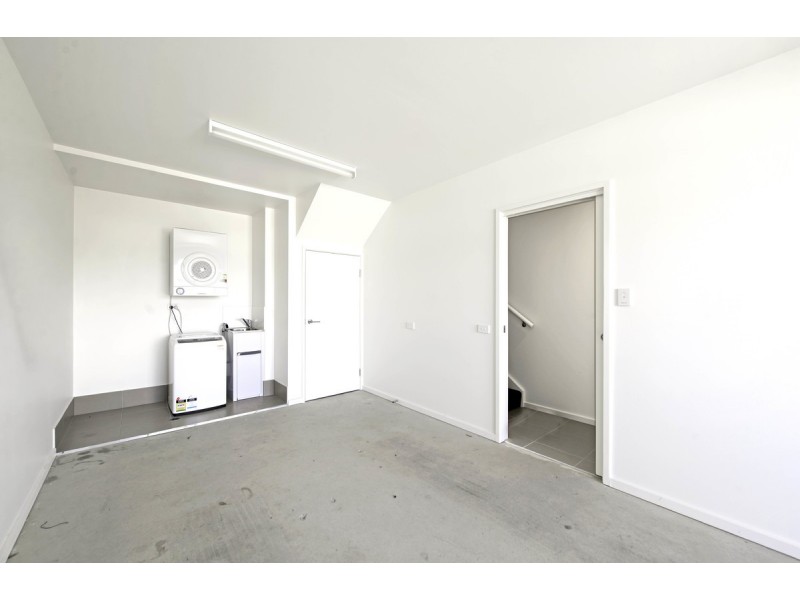 2/6 Sapling Street, Harrison ACT 2914